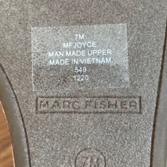 Marc Fisher Joyce Platform Espadrille Sandals Black Vegan Leather Silver Stud An - Picture 10 of 10